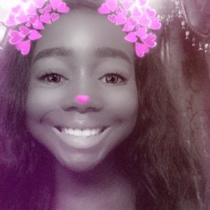 Meet your Posher, Angelica